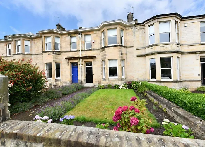 Top Cheap Hotels in Troon for Cozy Stays