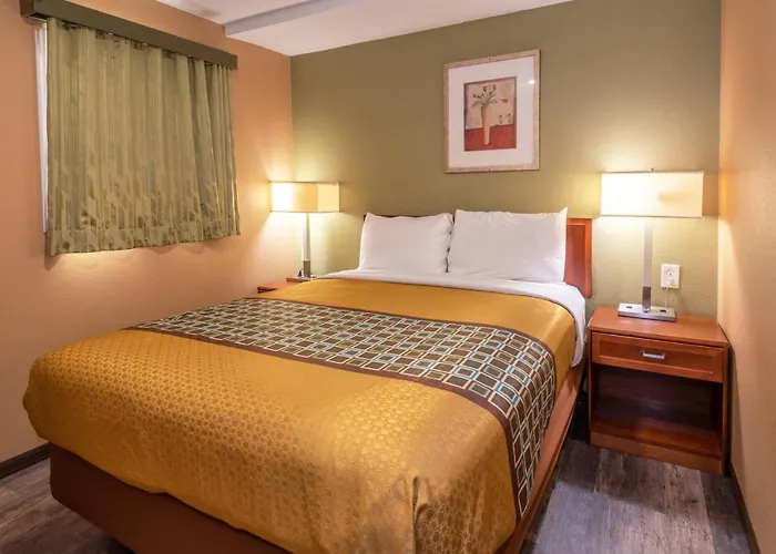 Top Forks Hotels for Nature Lovers